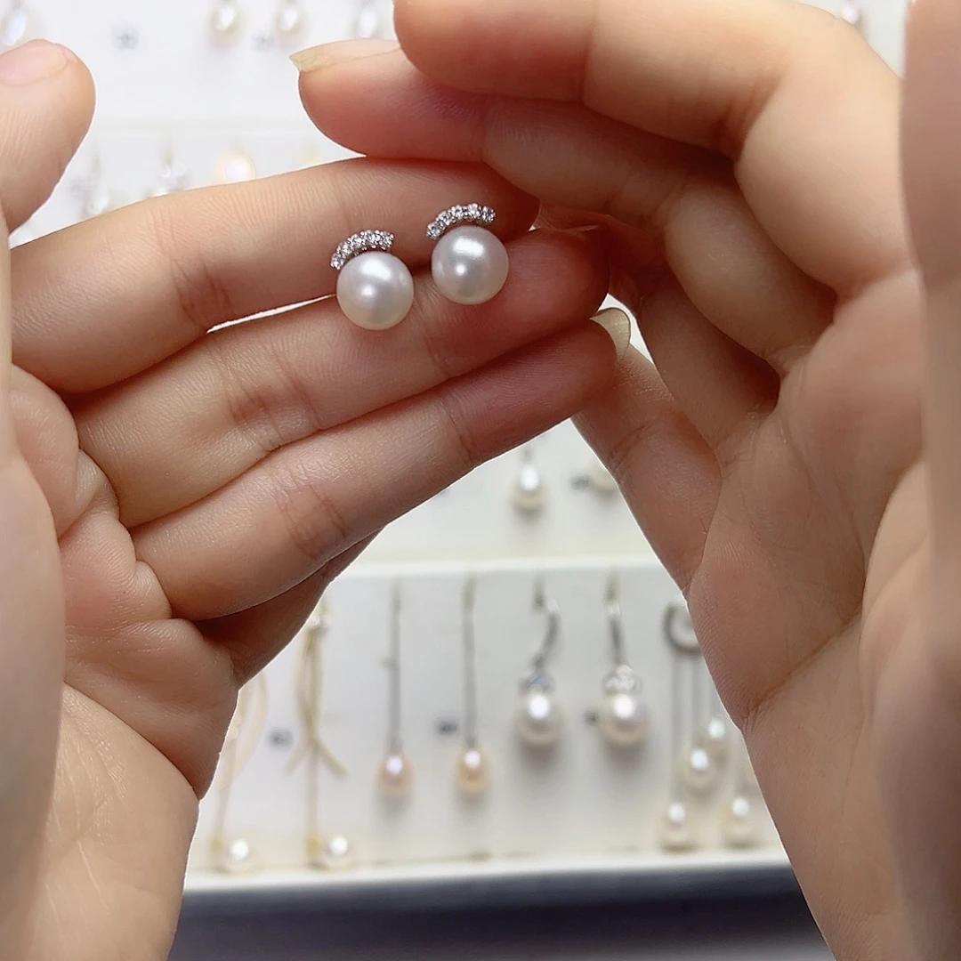 银S925镶嵌淡水珍珠耳饰