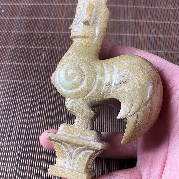 舒***人和田玉未镶嵌挂件