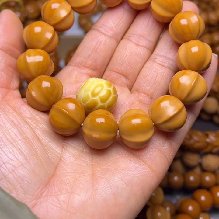 吊坠橄榄核聚宝盆