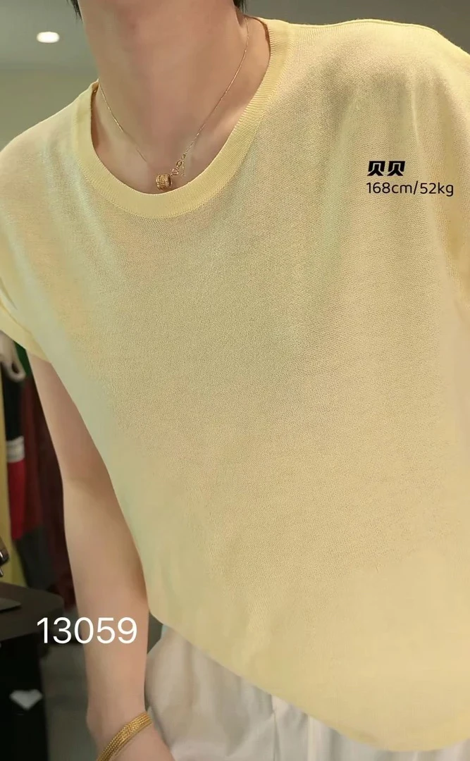 13059（部分无水洗唛，介意慎拍）CHUXUN新款净版圆领短袖