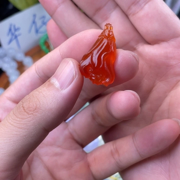 定制玛瑙玉兰花挂件