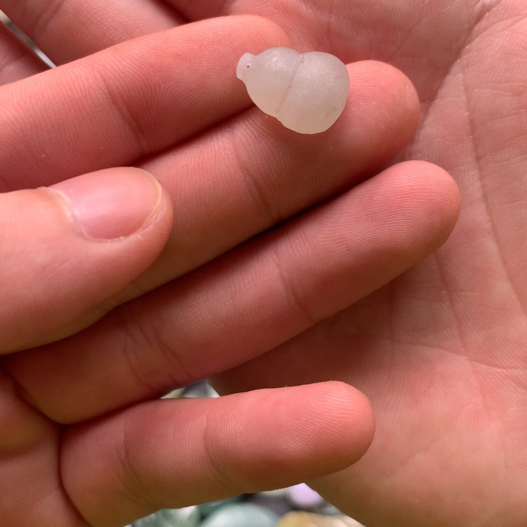 《***》翡翠未镶嵌颈饰翡翠