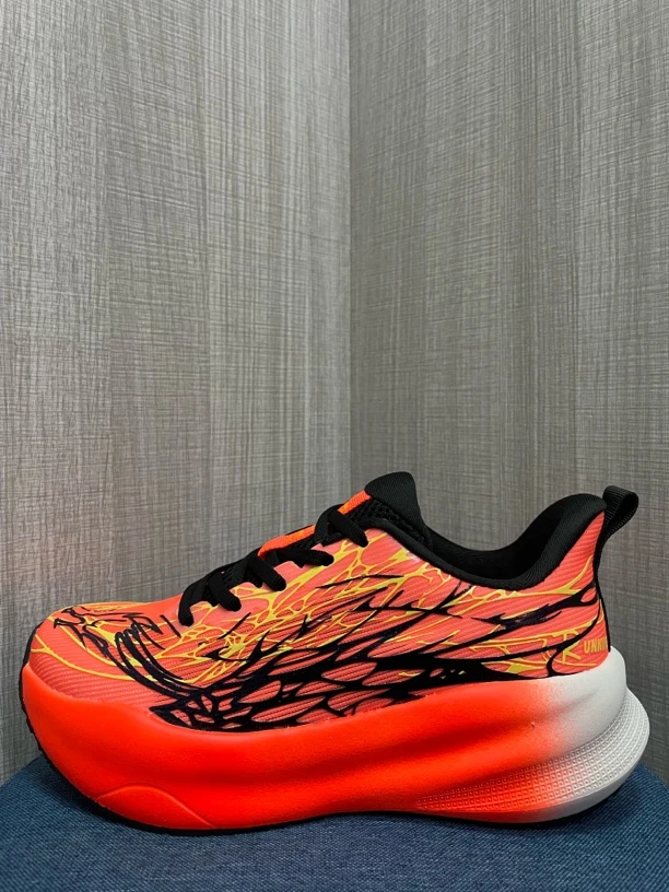 夏季单网双碳板专业轻跑鞋