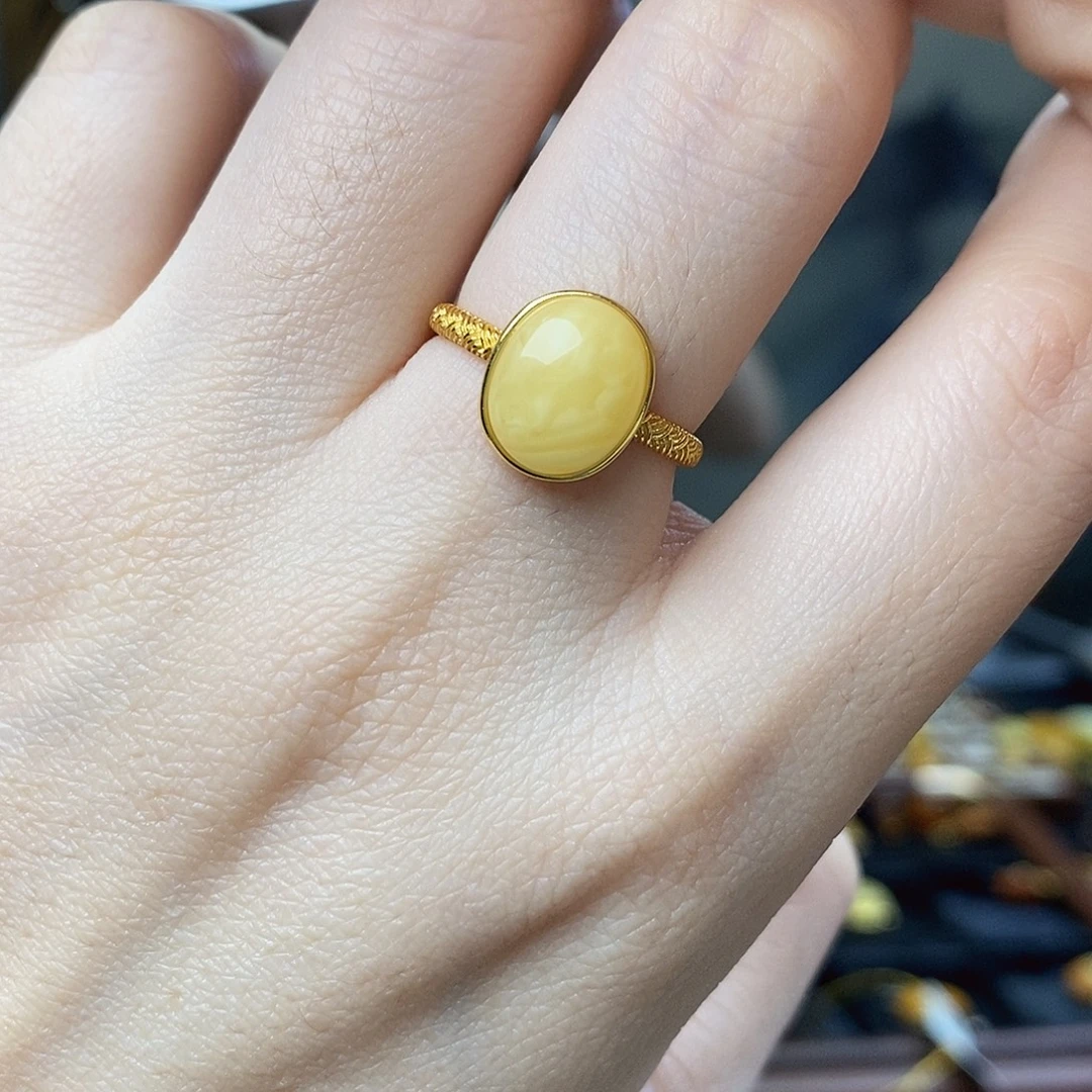 琥珀未镶嵌裸石成品