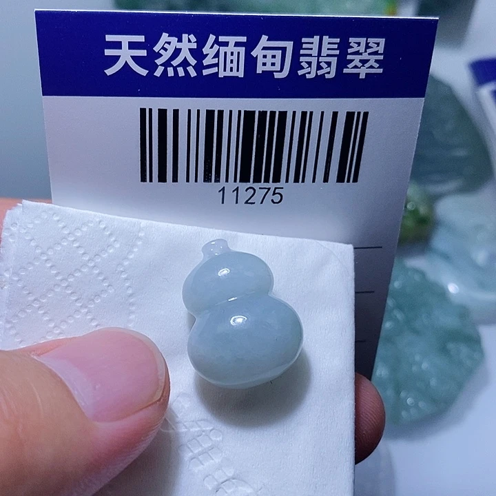翡翠未镶嵌颈饰天光墟翡翠市场现金代购
