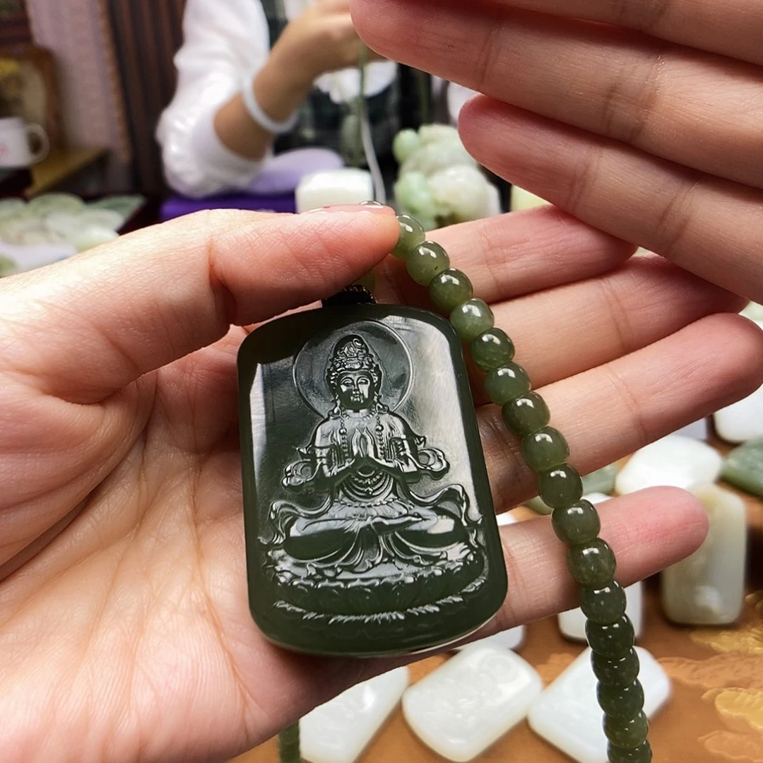 颈饰未镶嵌和田玉梦****来