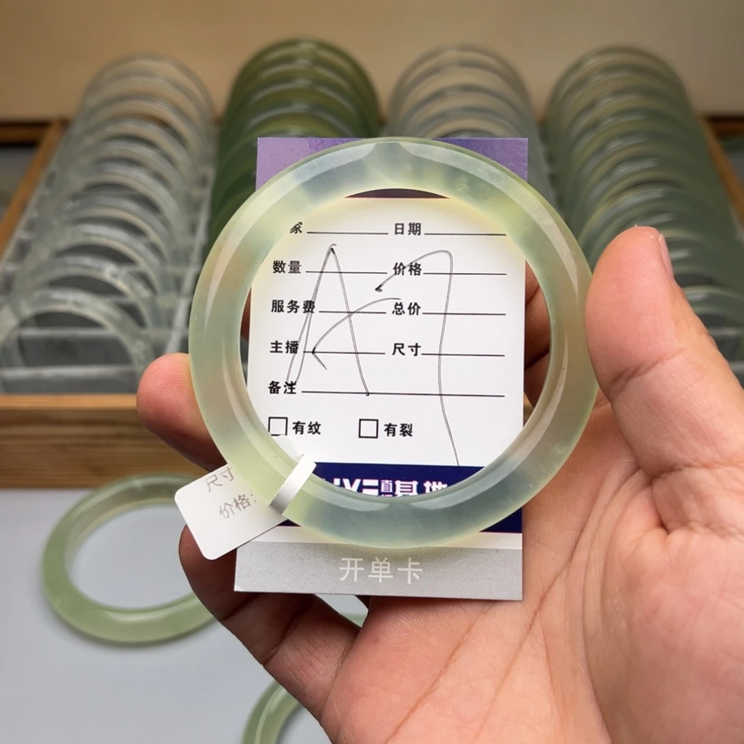 蛇纹石玉手镯未镶嵌洛**9