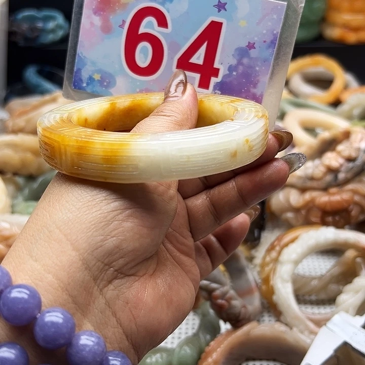 未镶嵌手镯石英岩玉