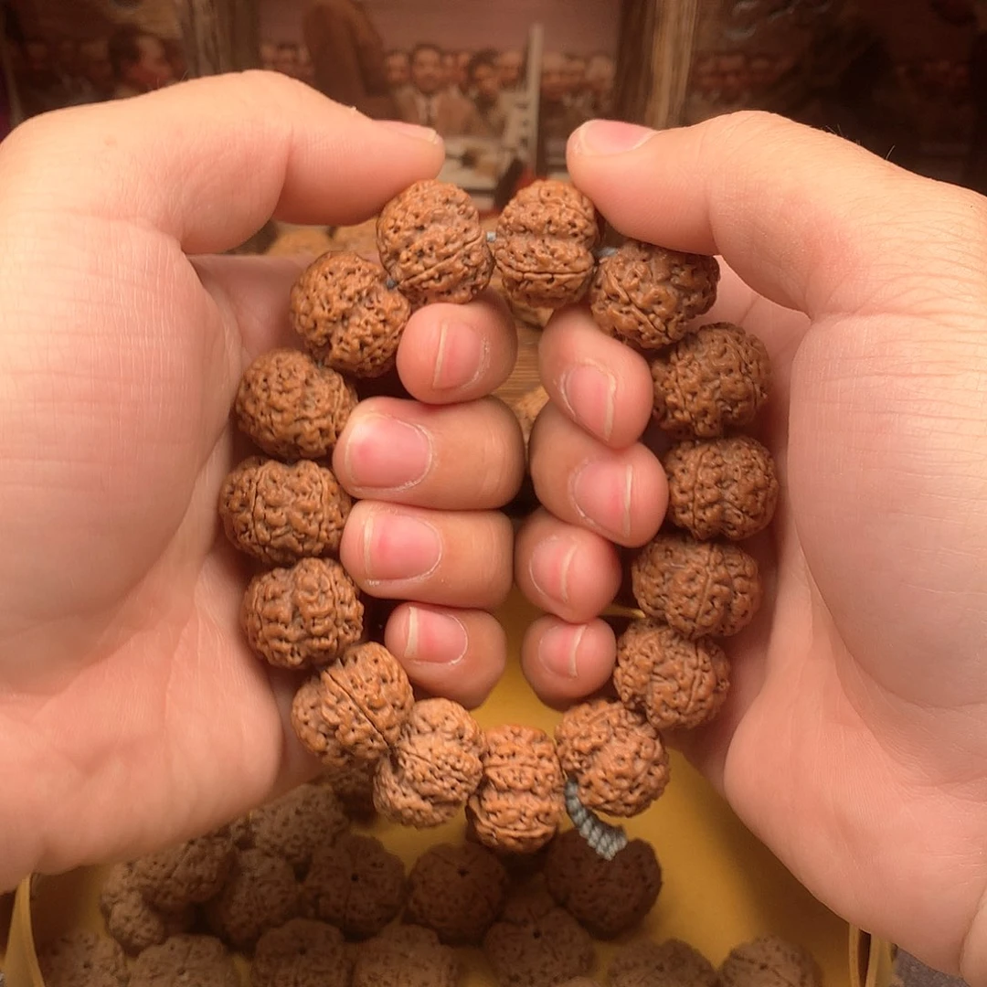 金刚菩提吊坠梦*狼37。