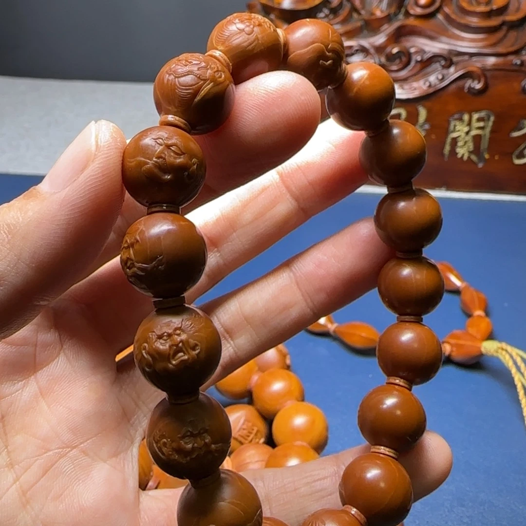 刘****手串/手链橄榄核十八罗汉1.3
