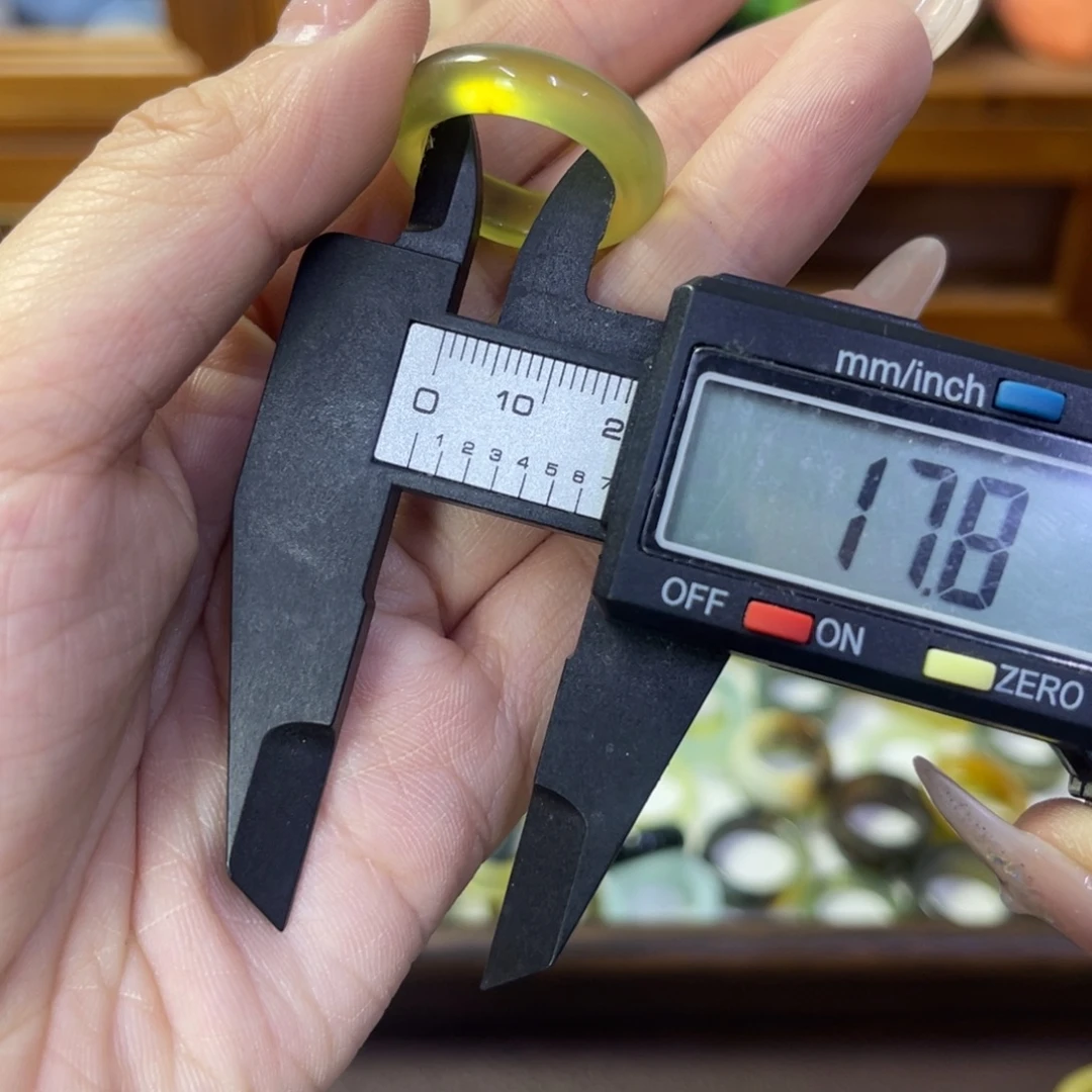 蛇纹石玉未镶嵌戒指87