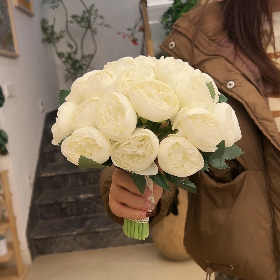 抖音直播间白玫瑰1束