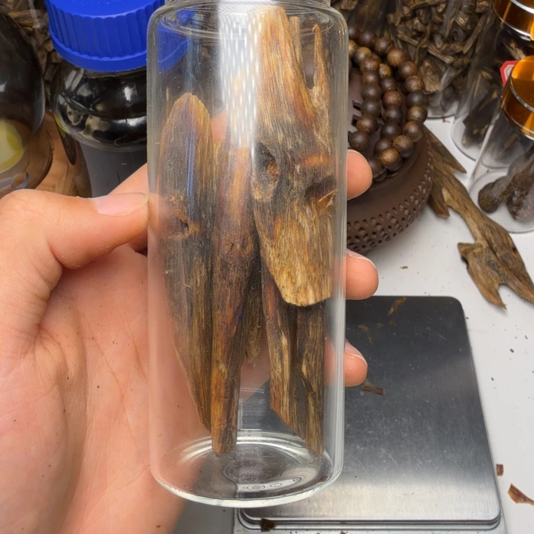 沉香沉香碎屑金****1海南白棋树心油第一代苗块料33.5克