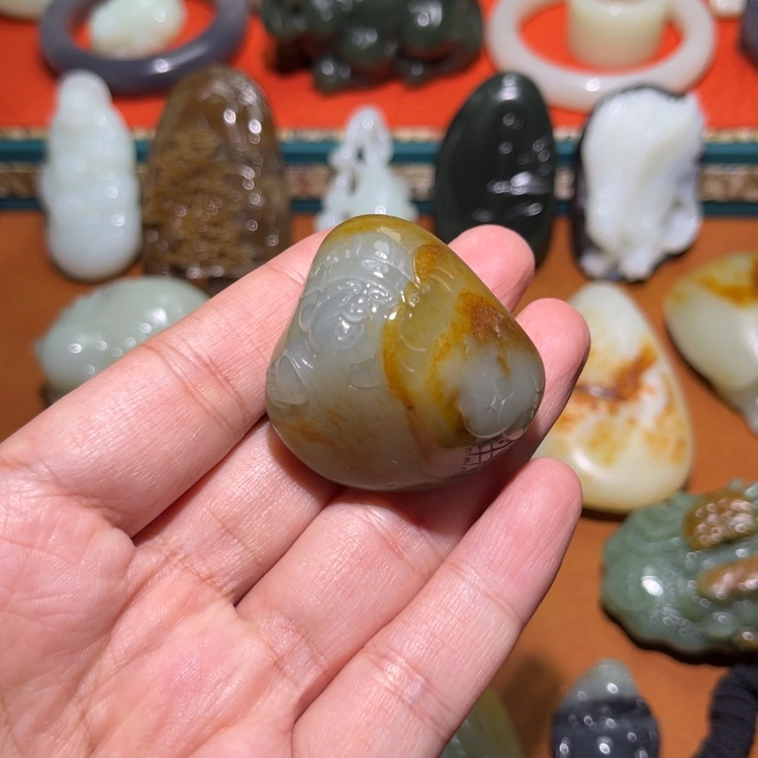 未镶嵌和田玉挂件