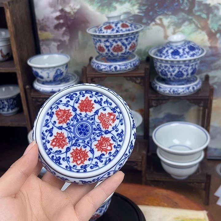 陶杯子缠枝莲釉里红盖置