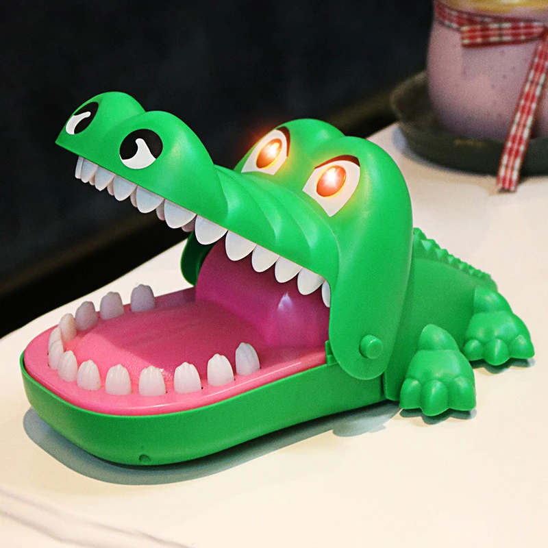 儿童咬手指软胶鳄鱼整蛊亲子互动玩具男孩嘴巴拔牙鲨鱼按牙齿