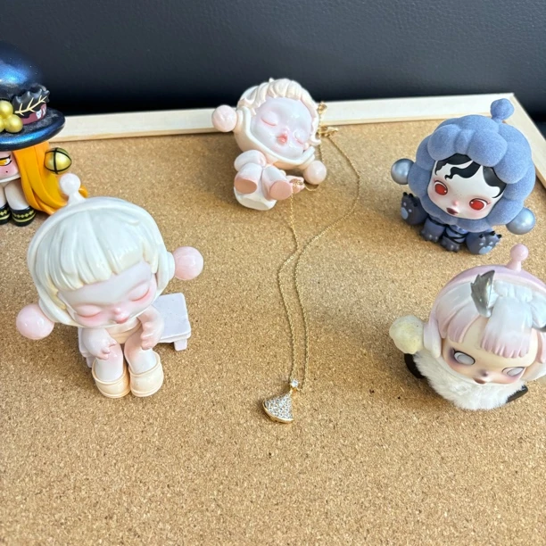 铜合金锆石项链 满钻裙子扇子项链 1131