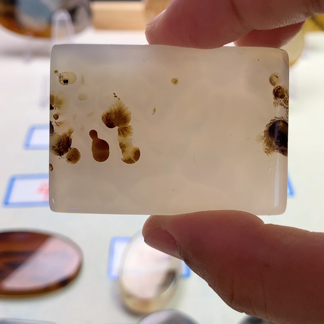 玛瑙/玉髓未镶嵌珠宝半成品