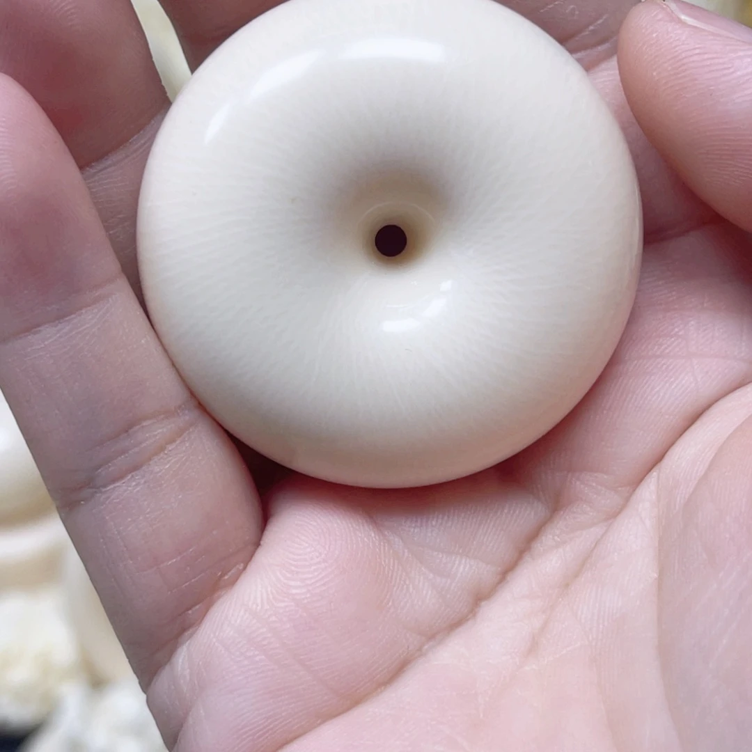 4.4平安扣穿绳定向