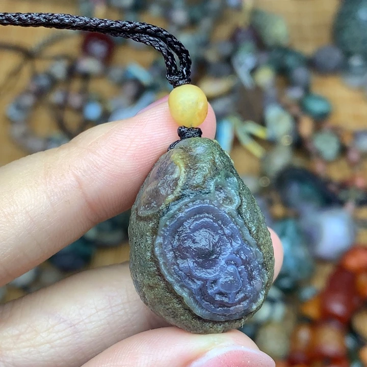 玛瑙/玉髓未镶嵌珠宝半成品?****?