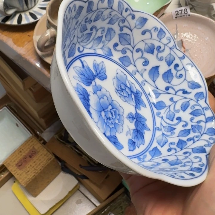 陶泥一个小青花钵子