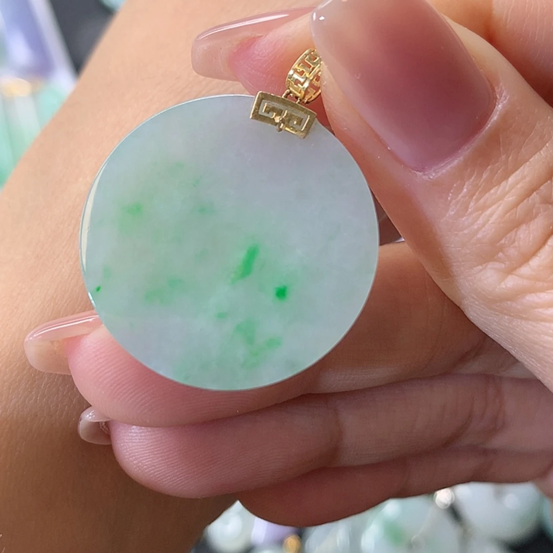 【闪购商品】翡翠吊坠(赠链)18K金镶嵌