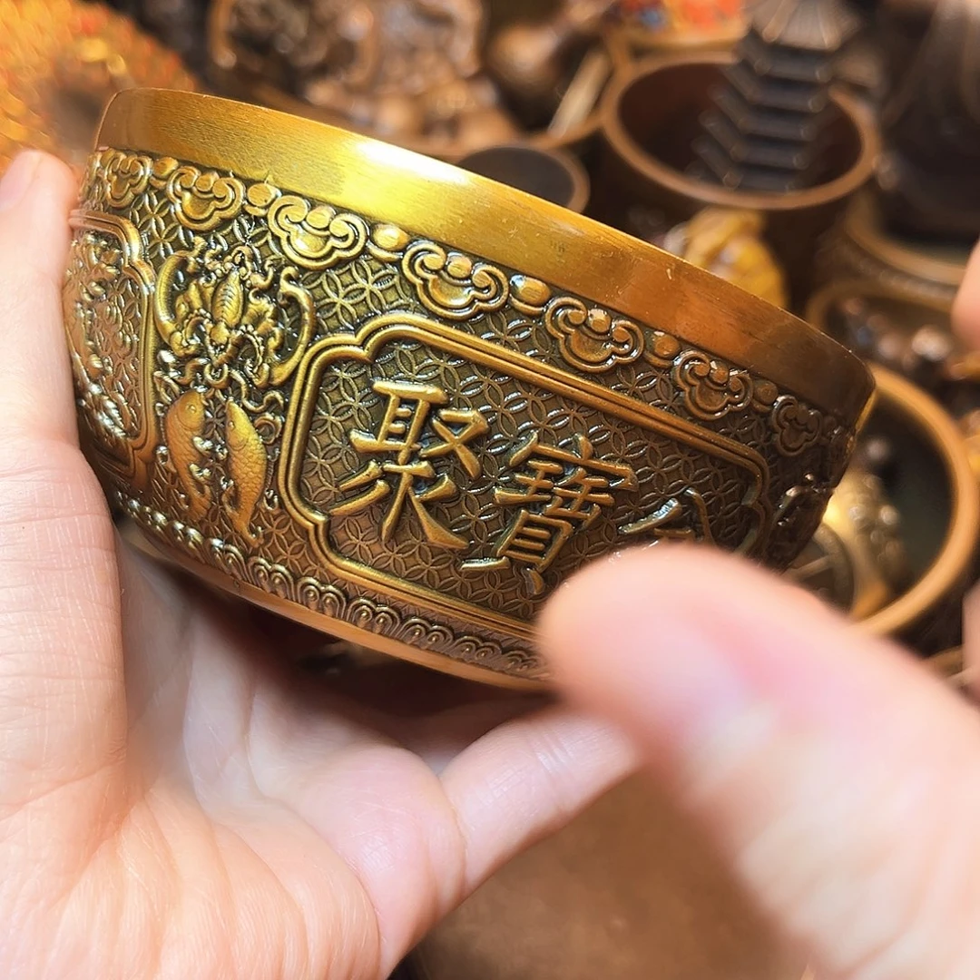 精美铜器工艺品等