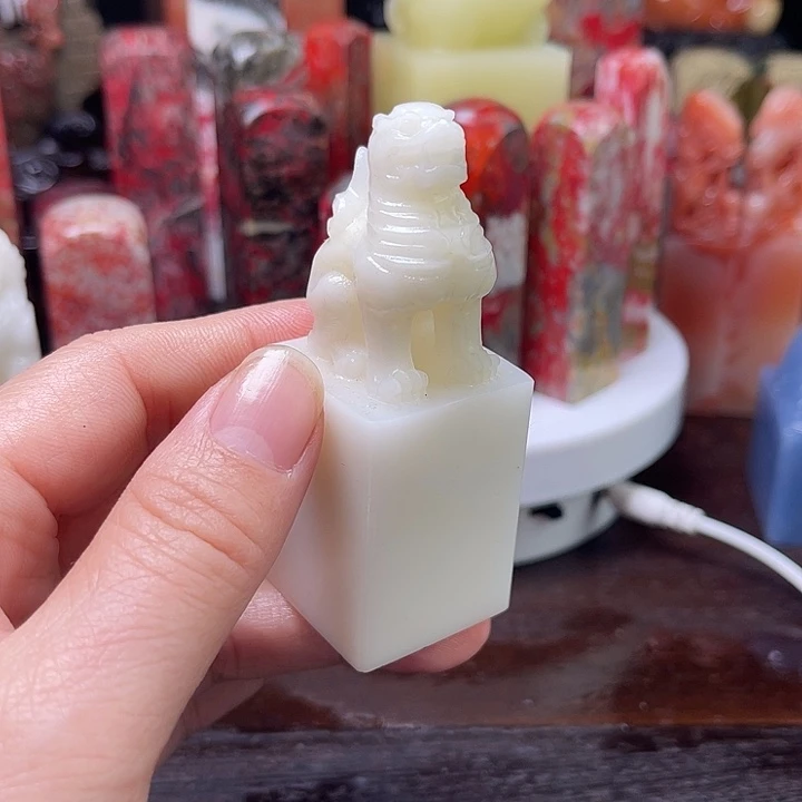 老挝石刀感偏硬点