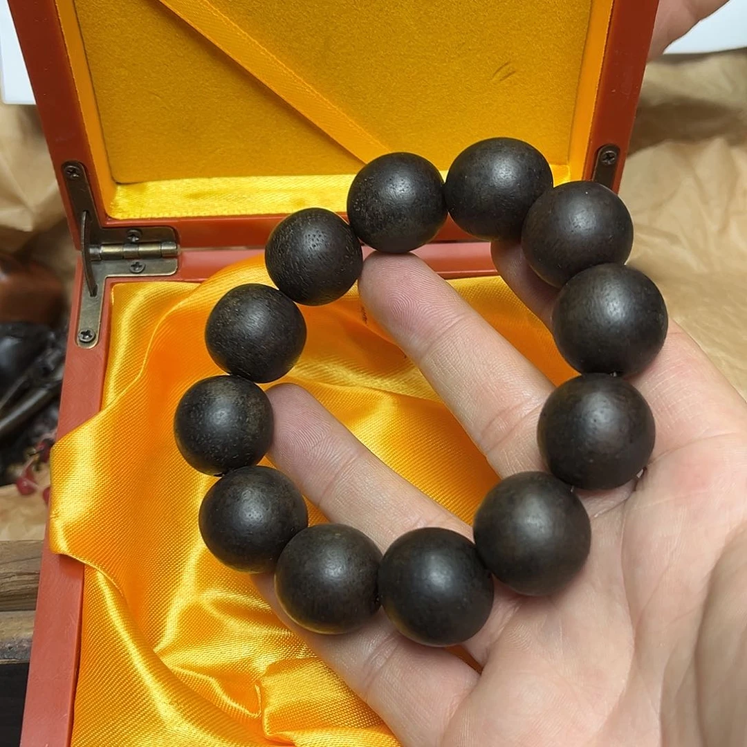 大叶紫檀（黑酸枝木类）