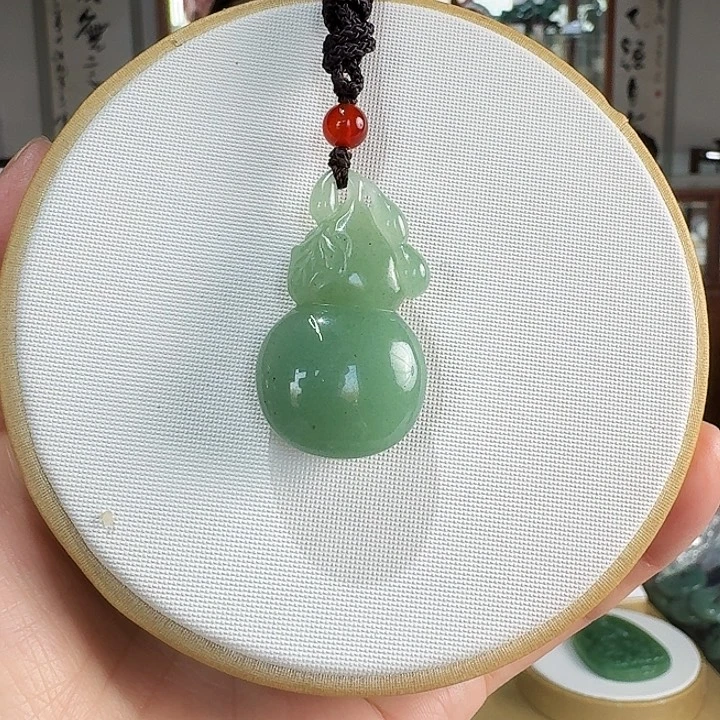 密玉（石英质玉）未镶嵌吊坠