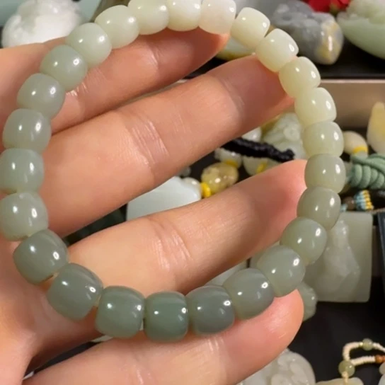 和田玉（糖玉）未镶嵌颈饰