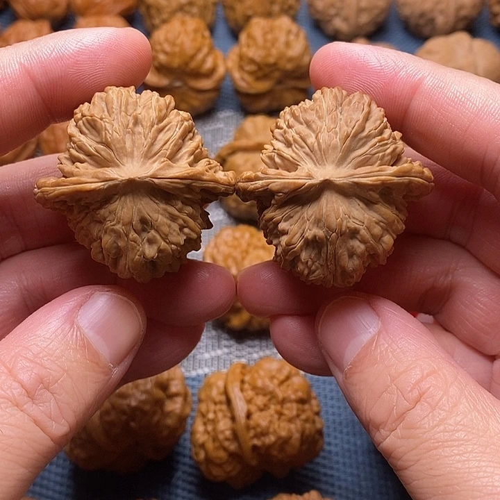 文玩核桃把件白皮 原皮原色 手工精配 无任何添加修整 高密度