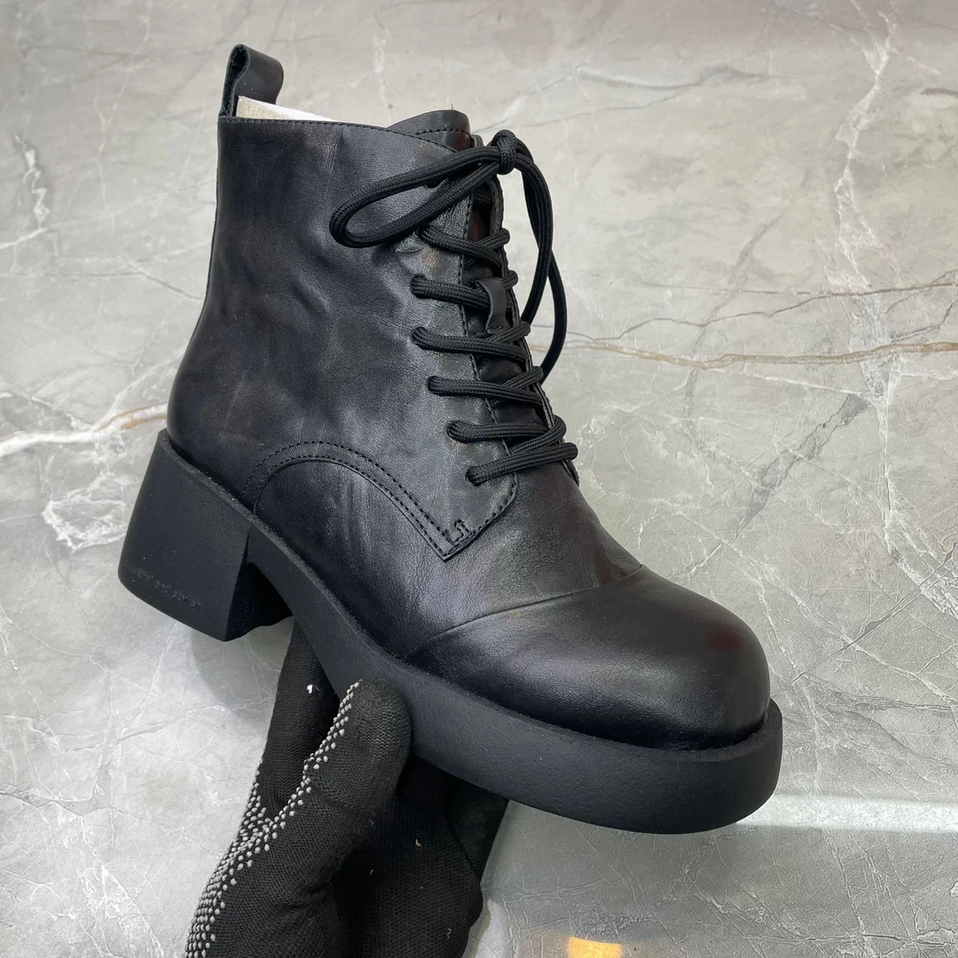 粗跟女靴(牛皮)73835