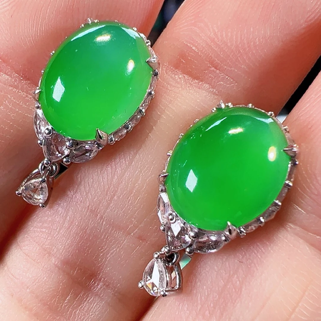 翡翠18K金镶嵌耳饰签收后24小时鉴赏期