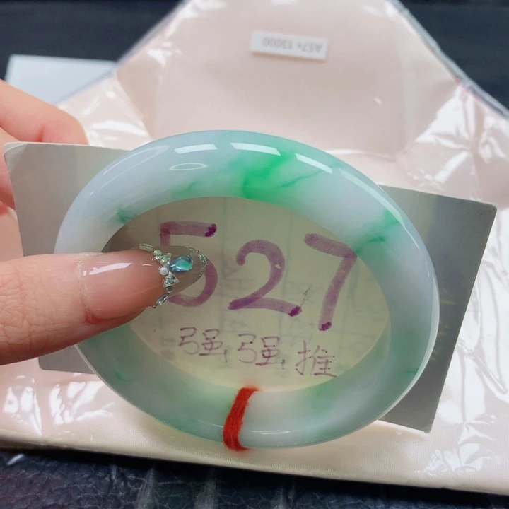 翡翠未镶嵌手镯圈口5758