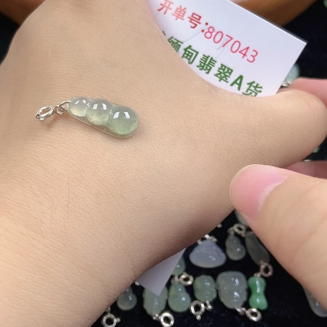 未镶嵌挂件翡翠翡翠