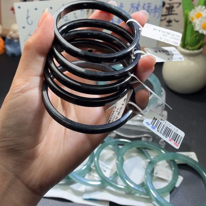 未镶嵌手镯翡翠单条乌鸡方条56以内圈口