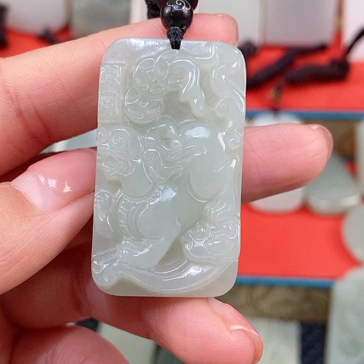 【闪购商品】颈饰未镶嵌和田玉
