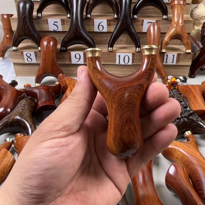 快压沙漠铁飞虎小宝