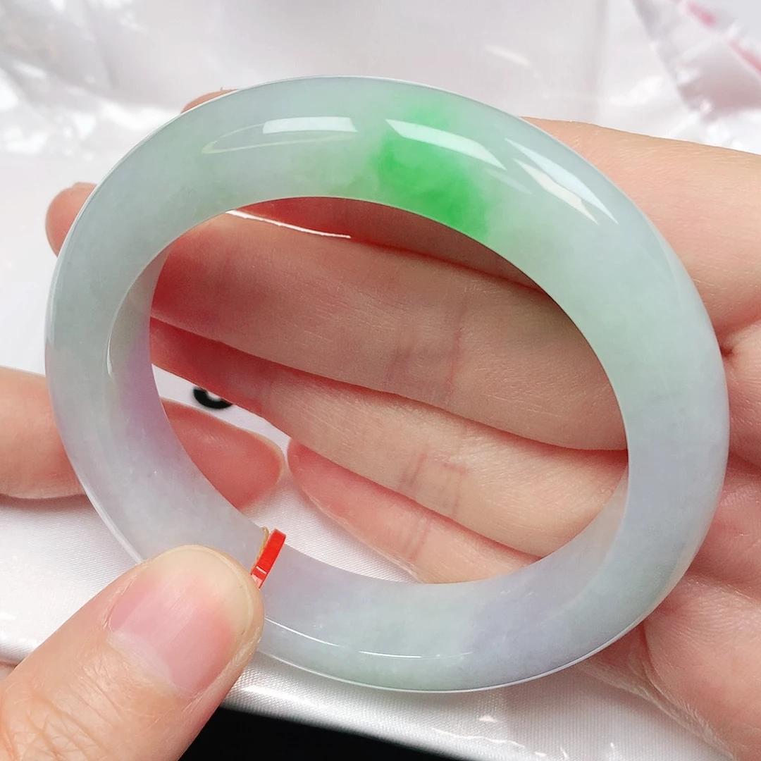 翡翠手镯未镶嵌抖音913