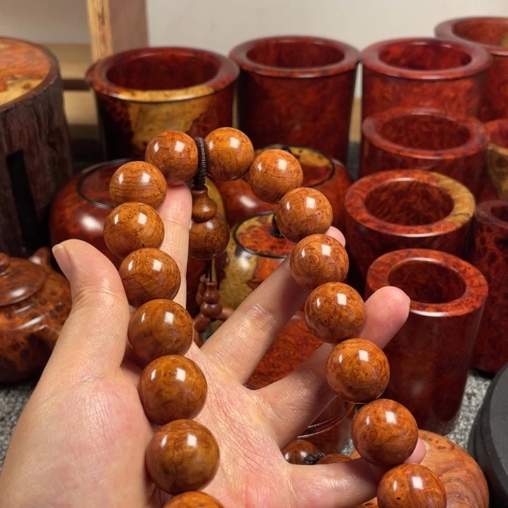 啵***啵大果紫檀（缅甸花梨）