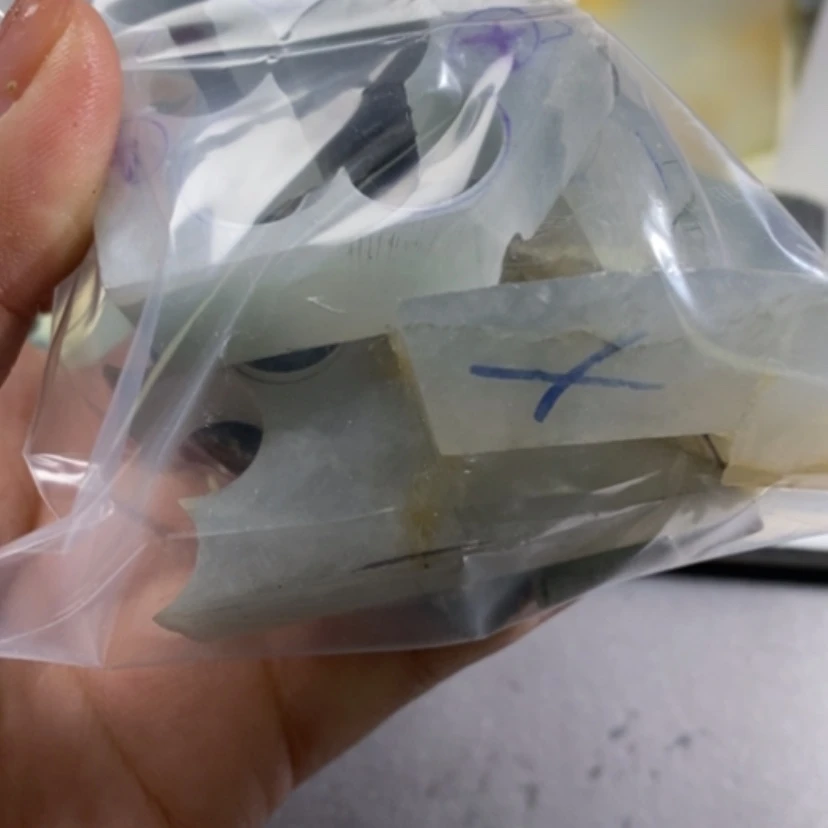 【闪购商品】翡翠挂件未镶嵌孤**酒