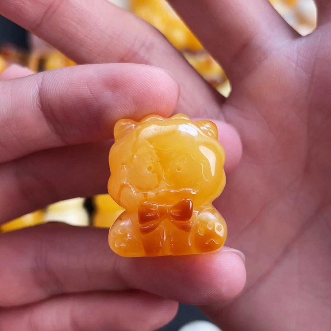 琥珀未镶嵌珠宝奇石