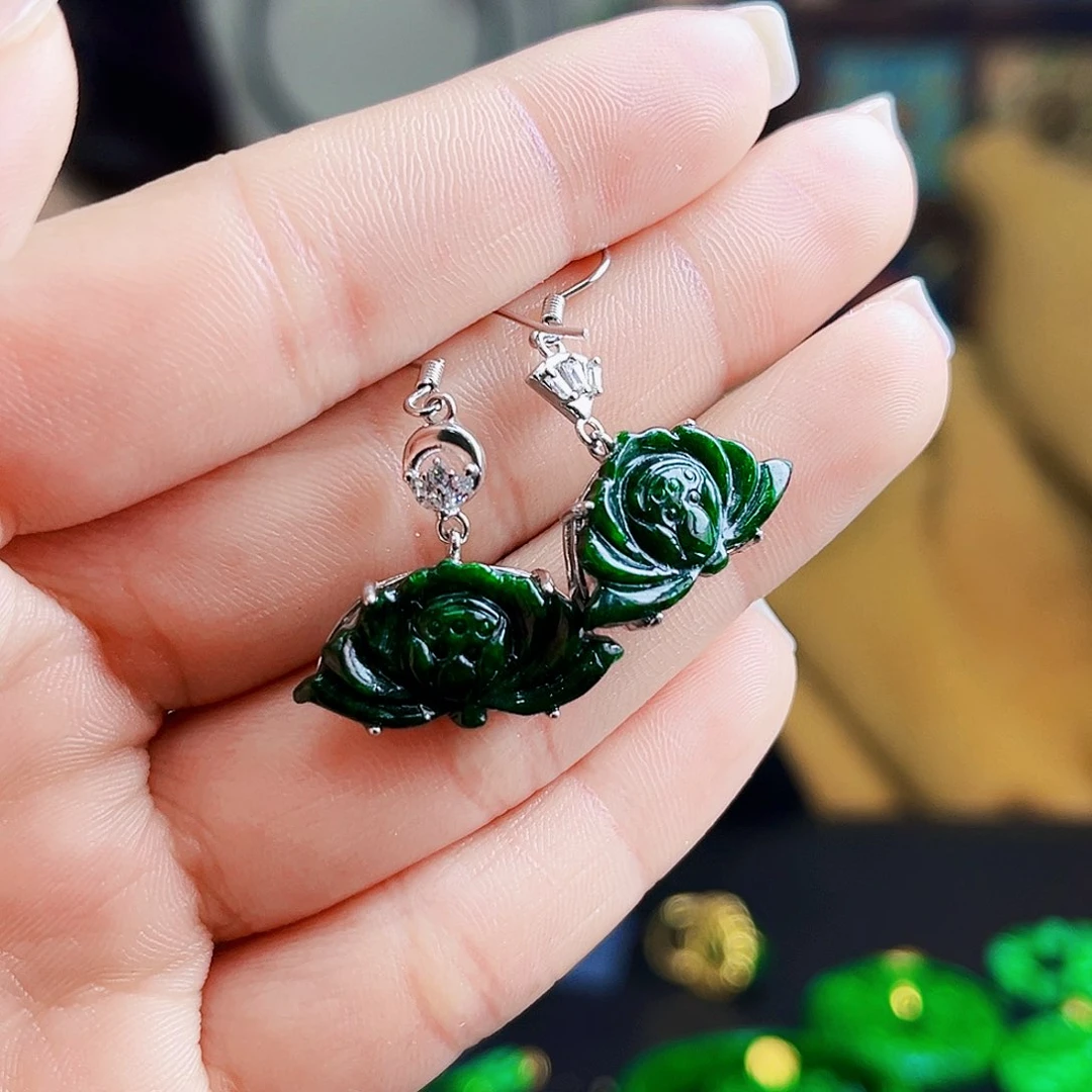 颈饰银S925镶嵌翡翠多样性