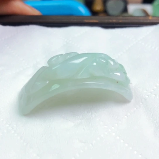 翡翠颈饰未镶嵌ℳ****吊坠