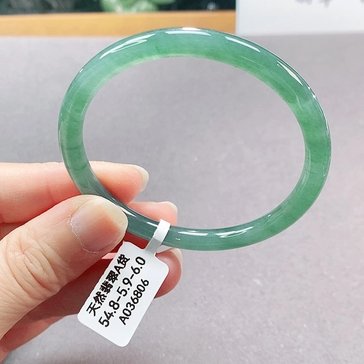 【闪购商品】翡翠手镯（圆镯）未镶嵌