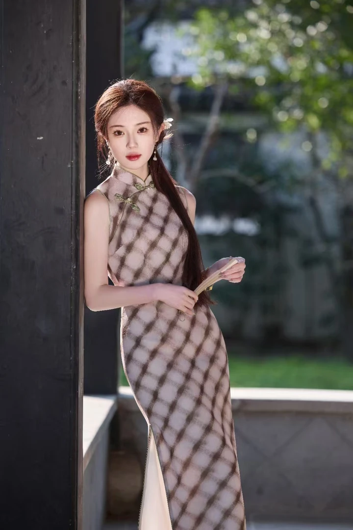 绿色格子乔其纱新中式国风旗袍女款爆款2025年新款修身显瘦连衣裙