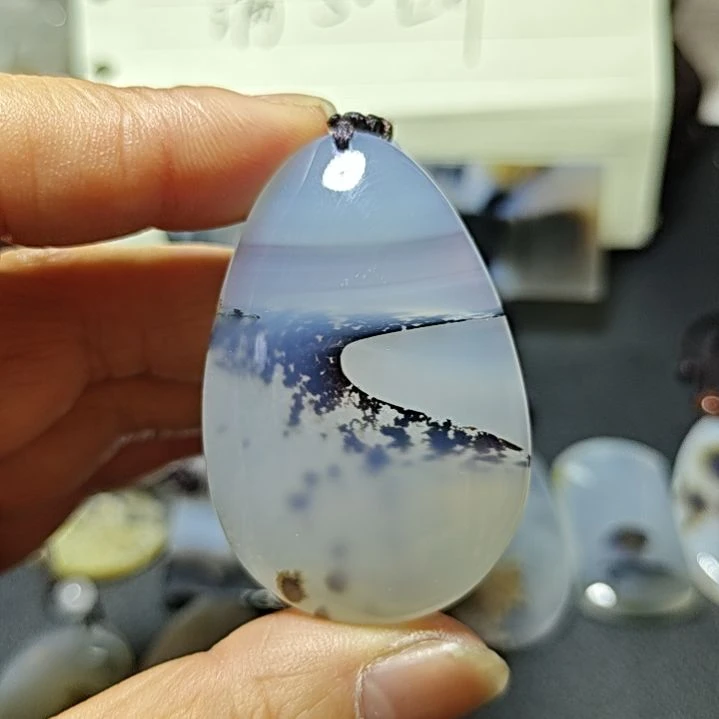 玛瑙/玉髓未镶嵌珠宝奇石