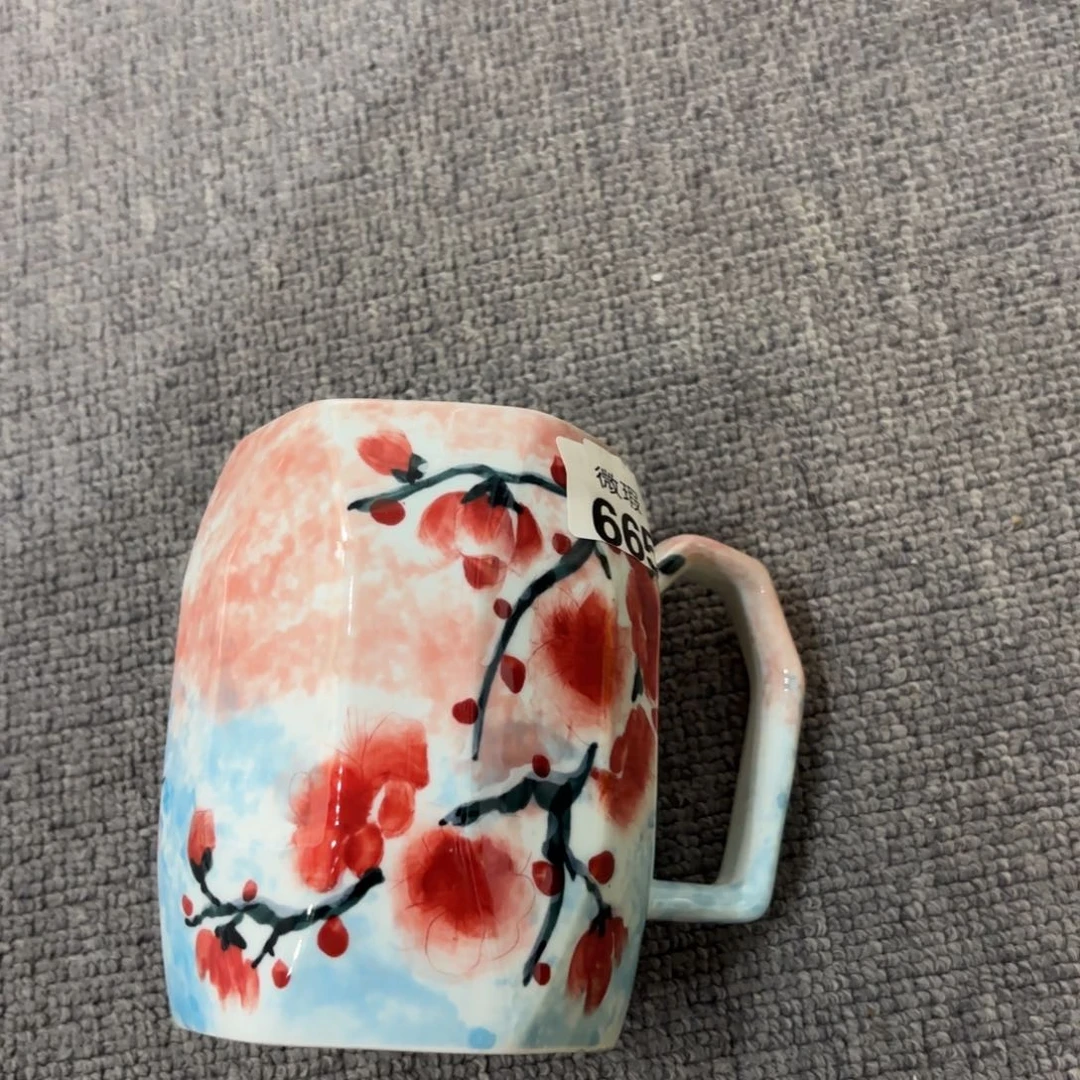 瓷片兔兔好可爱呀打