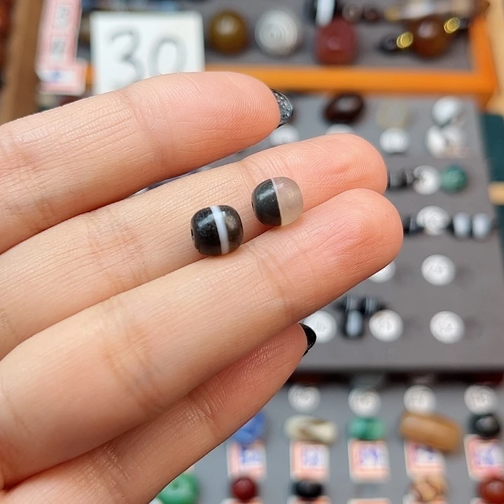 玛瑙/玉髓珠宝半成品未镶嵌么****?